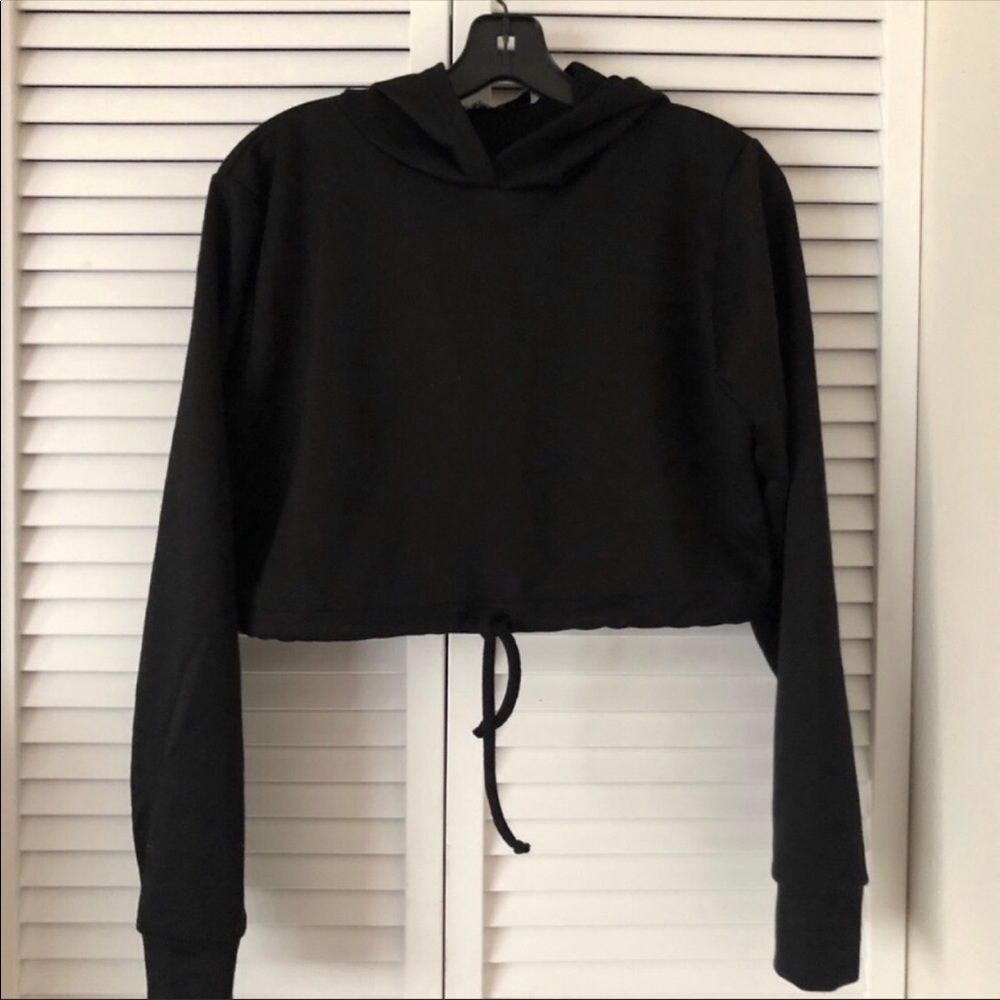 boohoo Crop top hoodie black medium juniors new with tags NWT